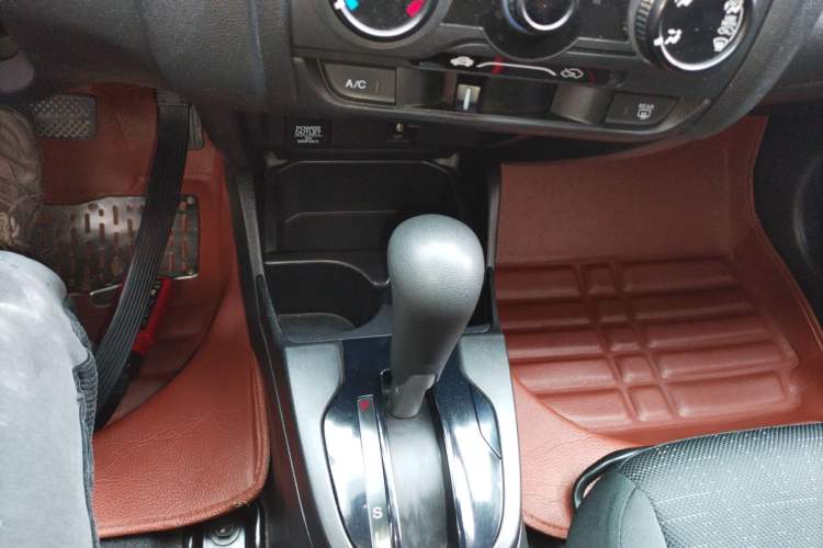 Used Honda Fit 2016 1.5L LX CVT Comfort Model
