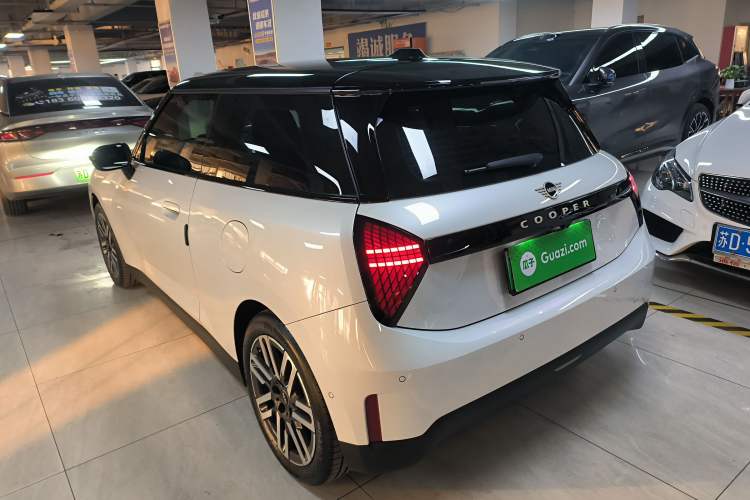 Used  Electric MINI COOPER 2025 456km COOPER E Classic Style