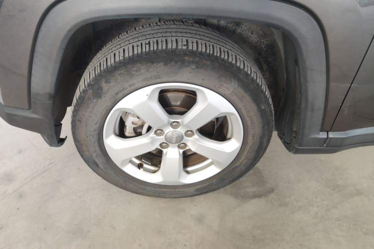 Used  Compass 2017 200T Automatic Family Edition