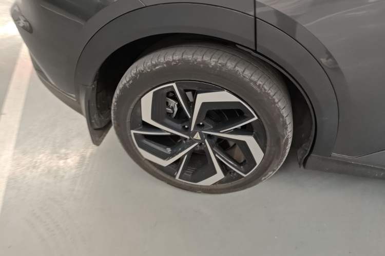 Used  S07 2024 215Max Range-Extended Version
