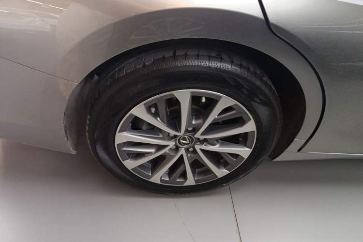 Used Lexus ES 2021 200 Luxury Edition
