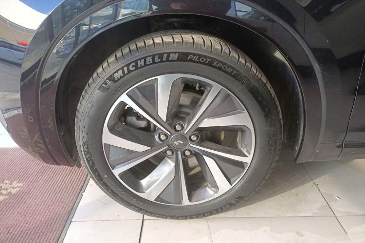 Used Li Auto ONE 2021 Extended-Range 6-Seater Version
