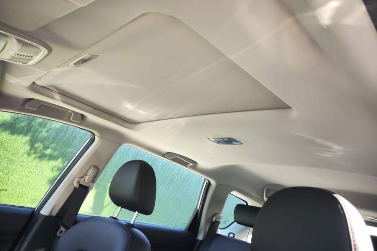 Used Haval H6 2016 Upgraded Model 1.5T Automatic Two-Wheel Drive Elite Version
