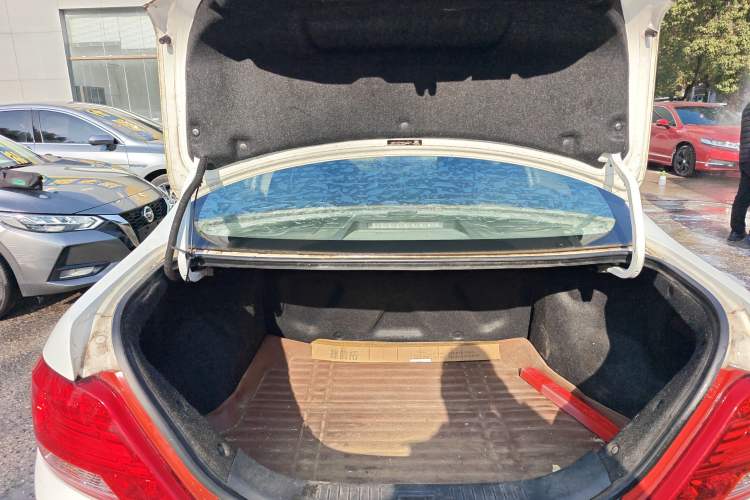 Used BYD Surui 2015 Revised Version 1.5L Manual Luxury Edition
