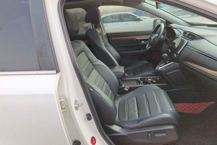 Used Honda CR-V 2021 240TURBO CVT 2WD Fashion Edition