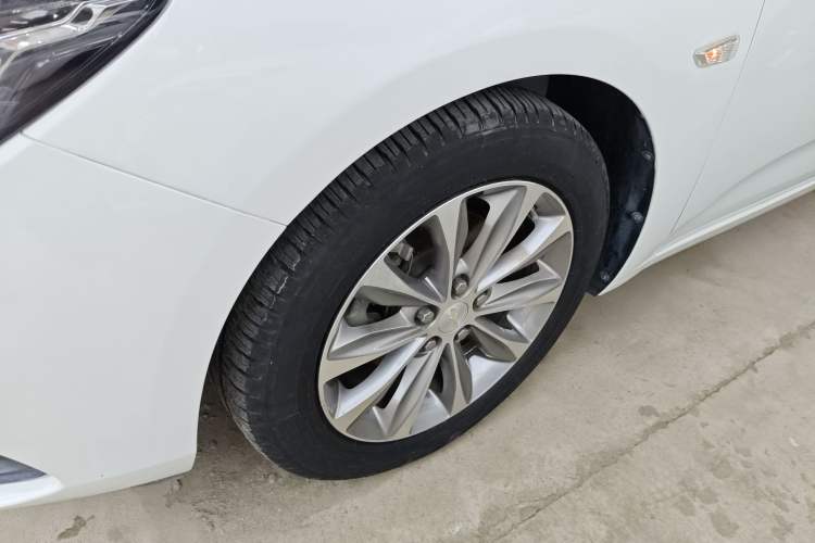 Used Chevrolet Monza 2020 320 Automatic Enjoyment Edition
