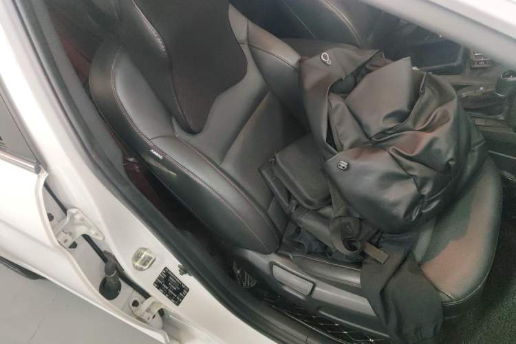 Used Hyundai Elantra 2019 1.4T Dual-Clutch Xuan Dong · Dynamic Model
