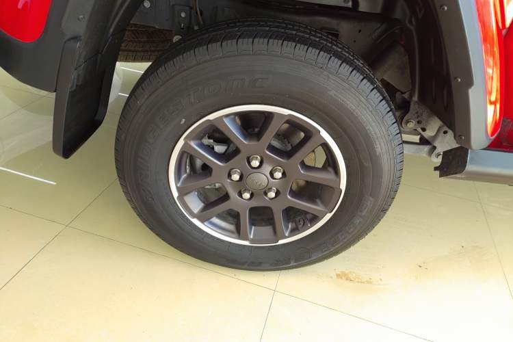 Used  Gladiator 2022 3.6L Pioneer Edition
