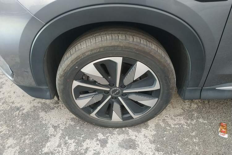 Used BYD Song PLUS New Energy 2025 DM-i Smart Drive 112KM Prestige Model
