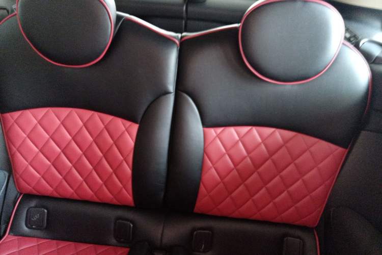 Used  Clubman 2011 1.6L ONE