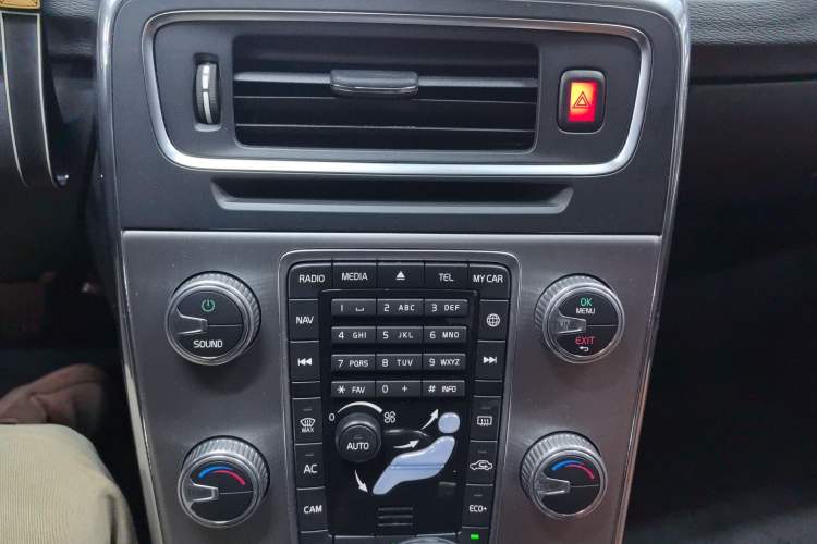 Used Volvo S60 2019 S60L T5 Smart Range Edition
