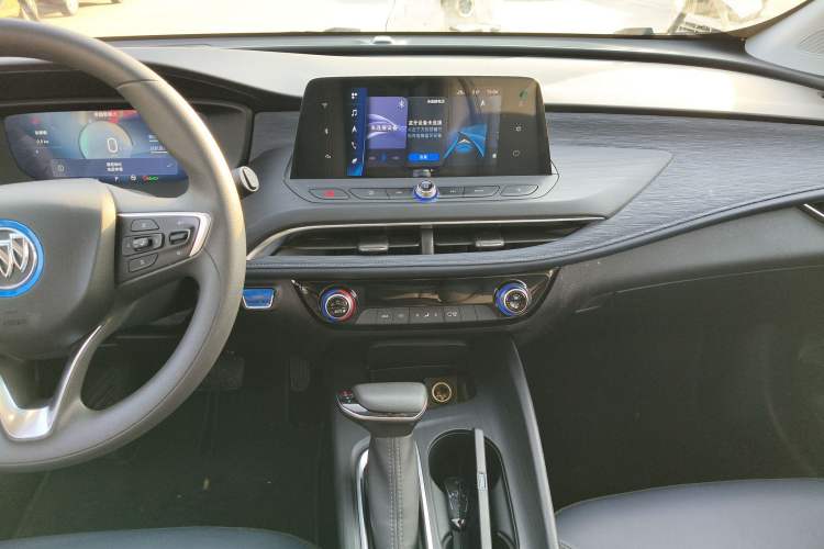 Used Buick Velite 6 2023 430km Range Commuter Version
