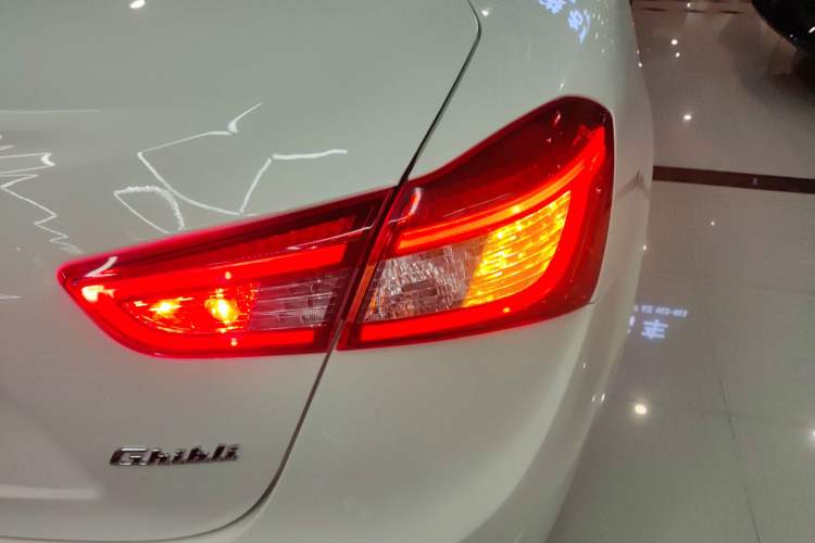 Used Maserati Ghibli 2014 3.0T Standard Edition
