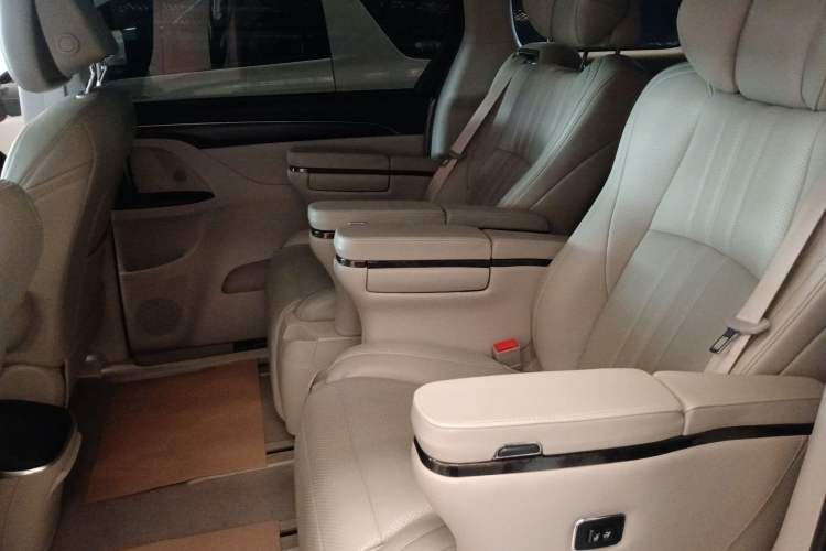 Used Buick GL8 2022 ES Landtrek 653T Comfort Edition
