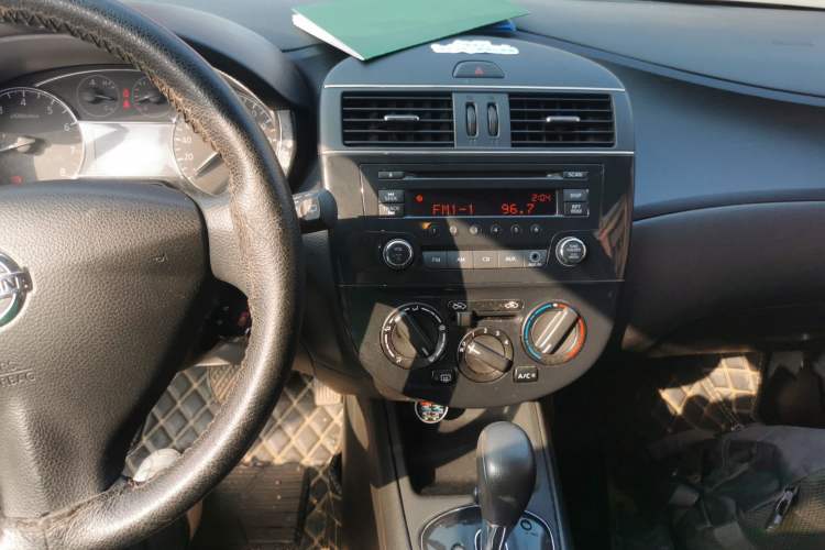 Used Nissan Tiida 2011 1.6L CVT Comfort Model