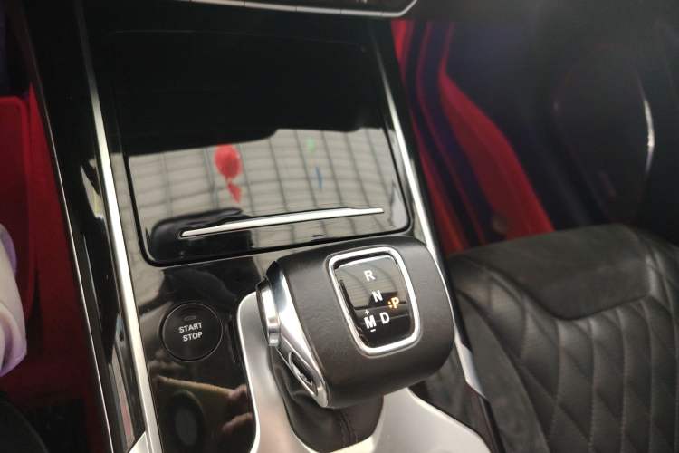 Used Hongqi HS5 2019 2.0T Smart Connect Flagship Edition
