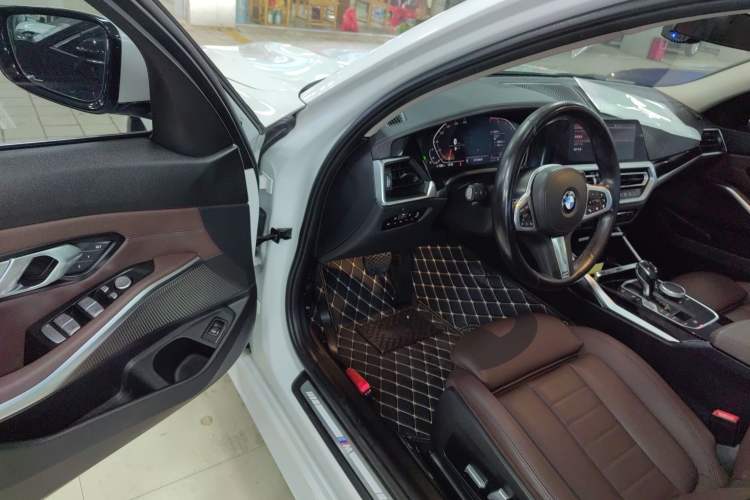 Used BMW 3 Series 2021 Facelifted 320Li M Sport Package
