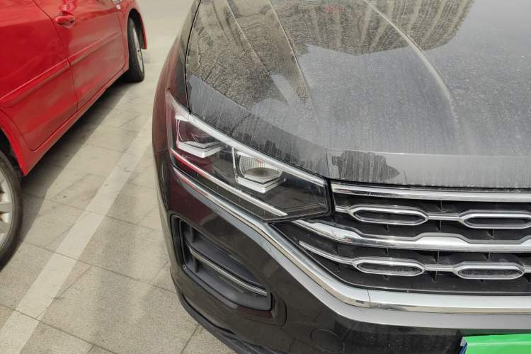 Used Volkswagen Tayron 2019 330TSI Two-Wheel Drive Luxury Model China VI Standard
