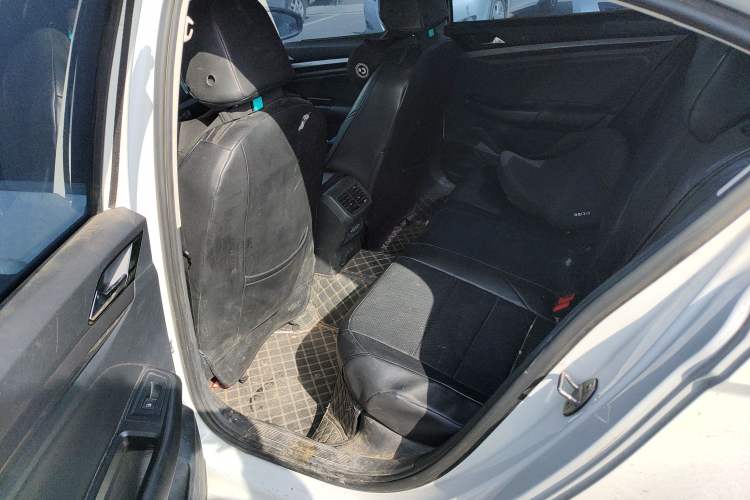 Used Volkswagen Bora 2021 1.5L Manual Comfort Smart Connect Edition
