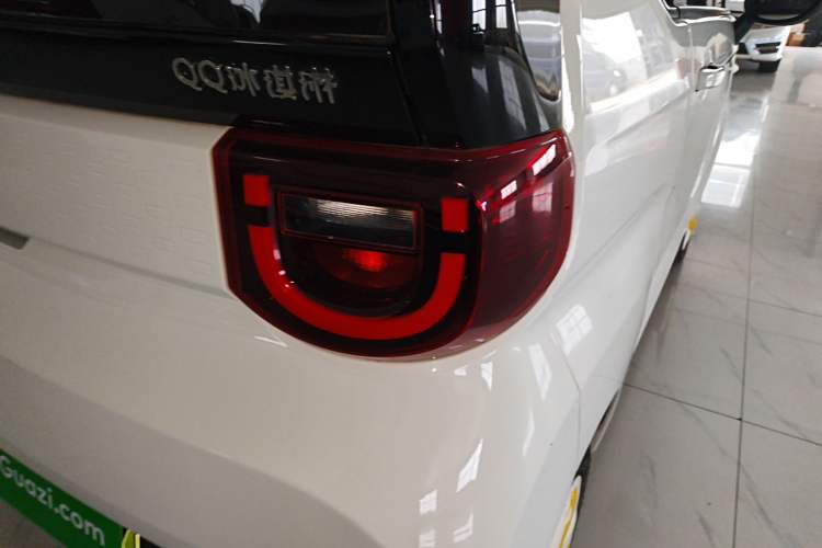 Used Chery QQ Ice Cream 2022 120km Conical Shape Lithium Iron Phosphate