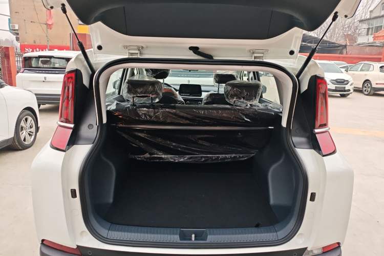 Used Bestune NAT 2022 Comfort Travel Version 100kW 425km