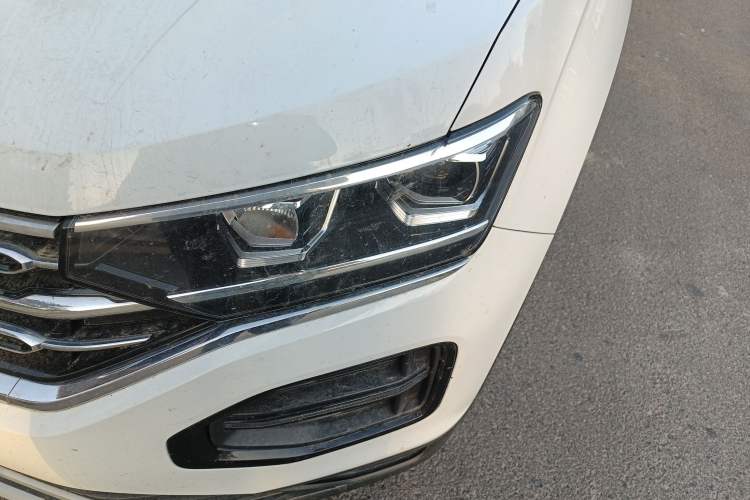 Used Volkswagen Tayron 2019 330TSI Two-Wheel-Drive Luxury Version China V Emission Standard
