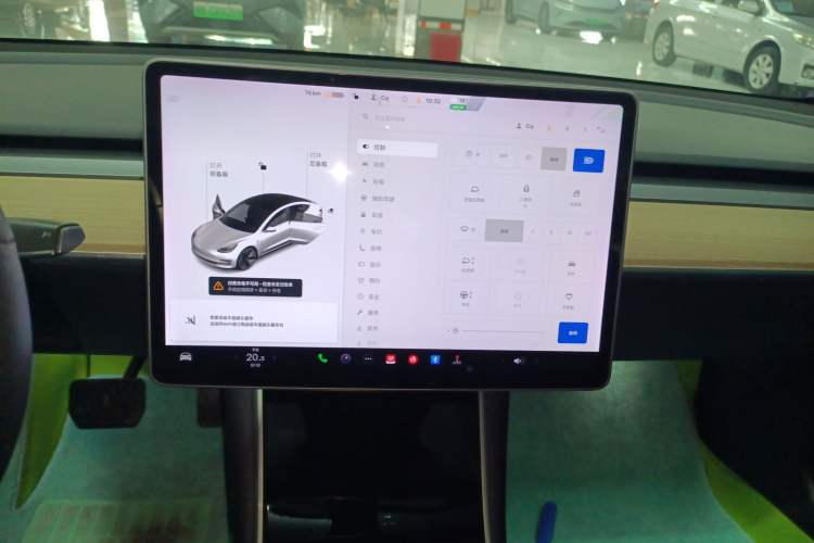 Used Tesla Model 3 2019 Long-Range All-Wheel-Drive Version
