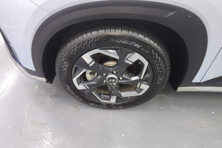 Used Hyundai ix35 2023 Musso 2.0L Flagship Edition TOP