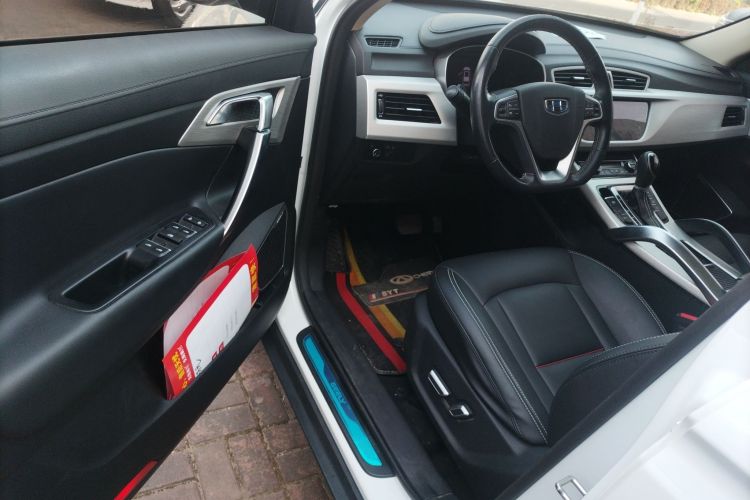 Used Geely Auto Emgrand X7 Sport 2018 1.8TD Automatic Two-Wheel Drive Smart 4G Connected Version
