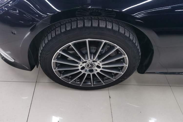 Used Mercedes-Benz E-Class 2023 Facelift E 260 L