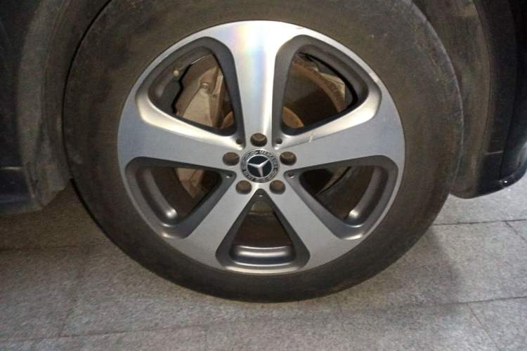 Used Mercedes-Benz GLC 2017 GLC 260 4MATIC Luxury Model