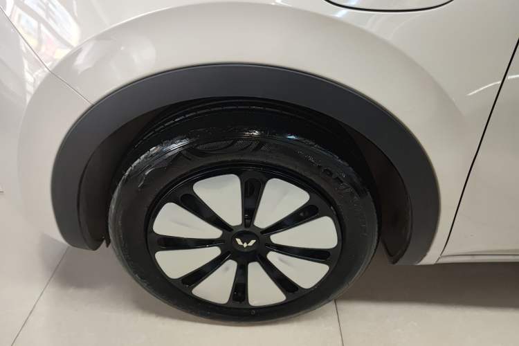 Used Wuling Bingo 2023 410 km Lingxi Deluxe Edition