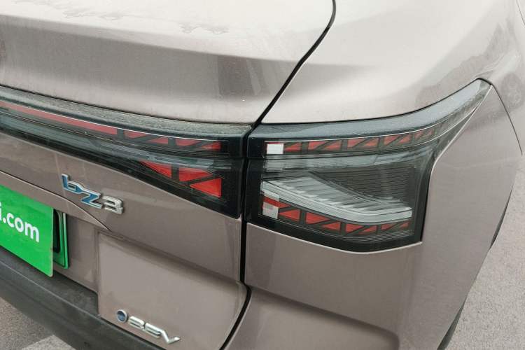 Used Toyota bZ3 2023 616 km Long-Range Premium
