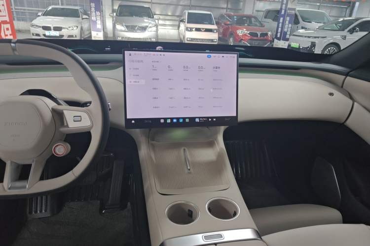 Used  YU7 2025 Ultra-Long Range Rear-Wheel Drive Version
