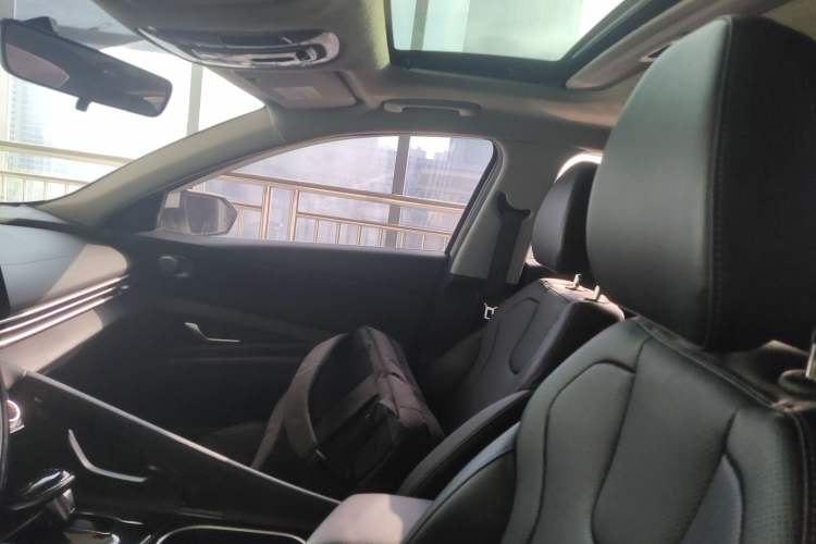 Used Hyundai Elantra 2021 1.5L CVT GLX Elite Edition
