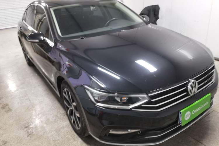 Used Volkswagen Magotan 2020 330TSI DSG Leading Model
