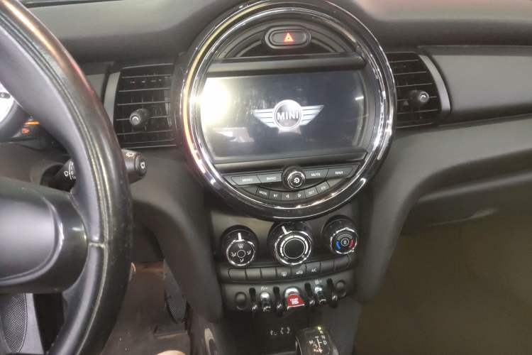 Used  MINI 2015 1.2T ONE Five-Door Edition