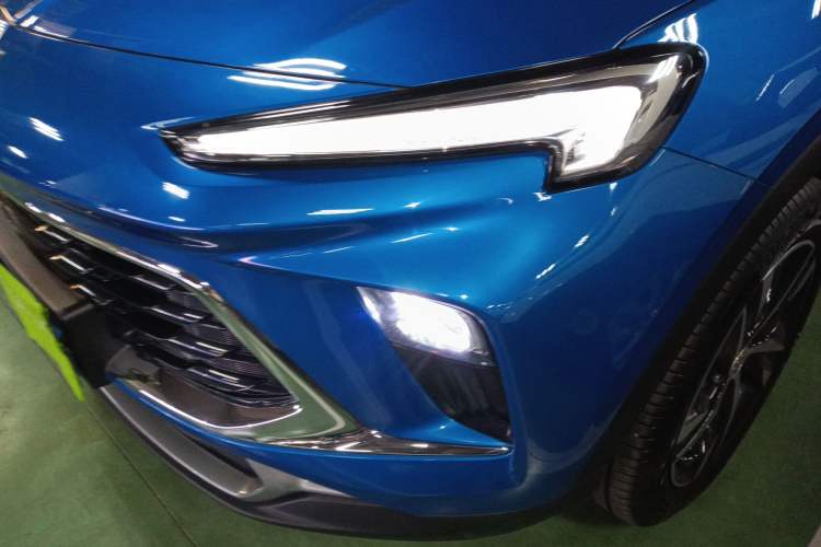 Used Buick Encore PLUS 2023 Smart Fun Edition
