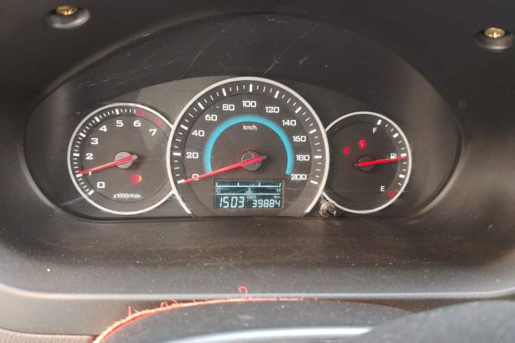 Used Wuling Rongguang V 2015 1.2L Standard Version