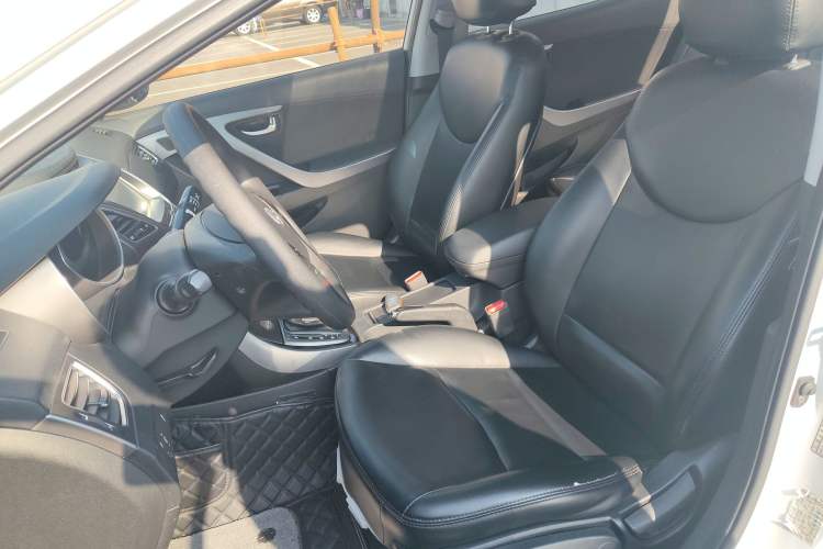 Used Hyundai Elantra 2016 1.6L Automatic Prestige Edition
