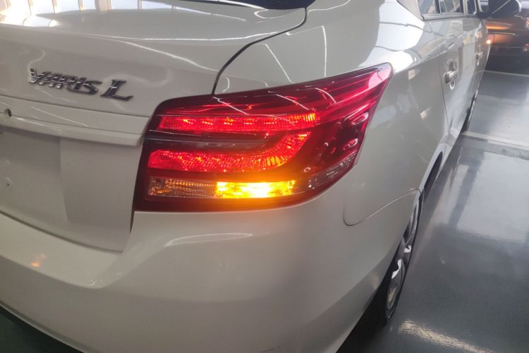 Used Toyota YARiS L 2019 1.5E CVT Dynamic Edition China VI compliant
