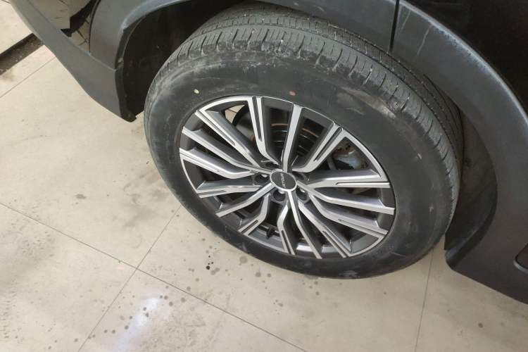 Used JETOUR X70 PLUS 2023 1.5T DCT Brave PLUS 5-Seater
