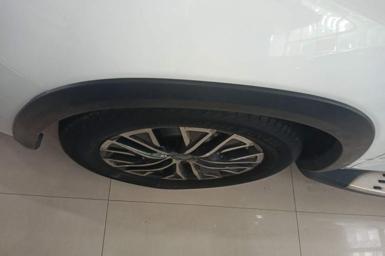 Used BYD Song New Energy 2017 Song DM 1.5TID All-Wheel Drive Prestige Model
