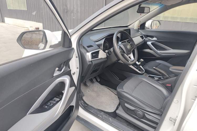 Used Baojun 510 2017 1.5L Manual Fashion Edition
