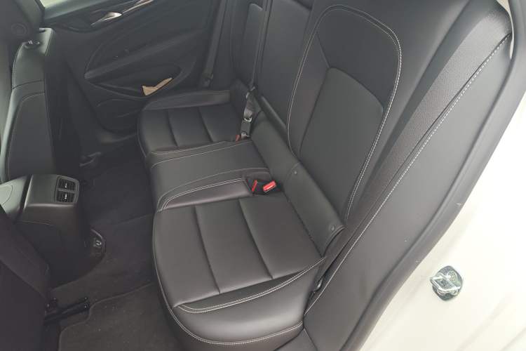 Used Buick Regal 2024 25T Deluxe Edition