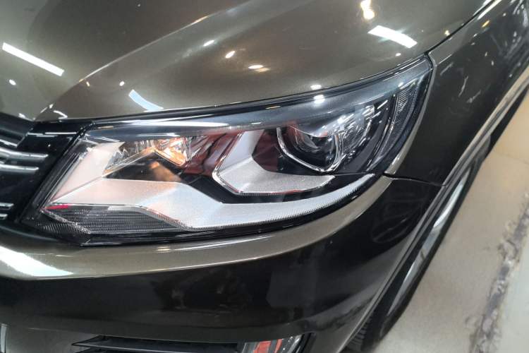 Used Volkswagen Tiguan 2017 300TSI Automatic Two-Wheel Drive Silk Road Comfort Edition
