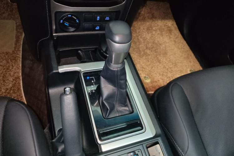 Used Toyota Prado 2018 3.5L Automatic TX-L with Rear-Mounted Spare Tire
