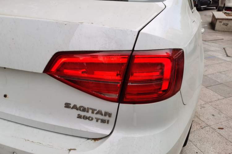 Used Volkswagen Sagitar 2018 280TSI DSG Comfort Model
