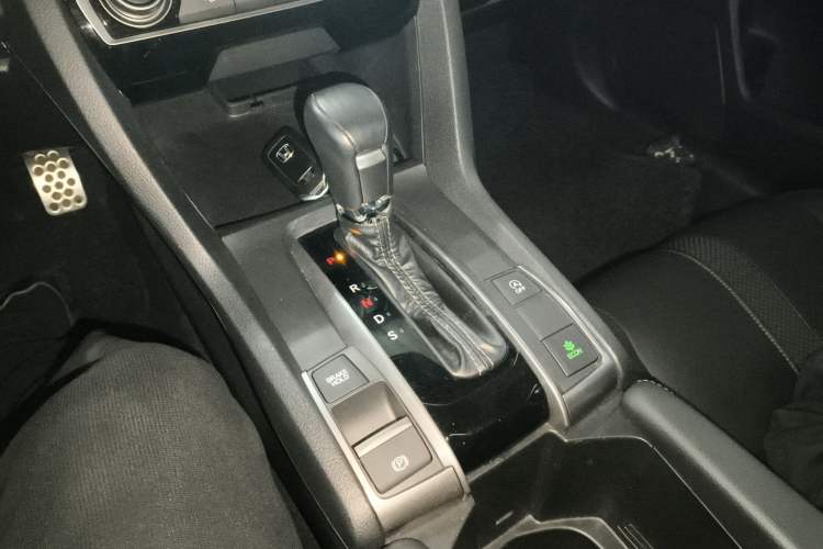 Used Honda Civic 2021 HATCHBACK 220TURBO CVT Dynamic Control
