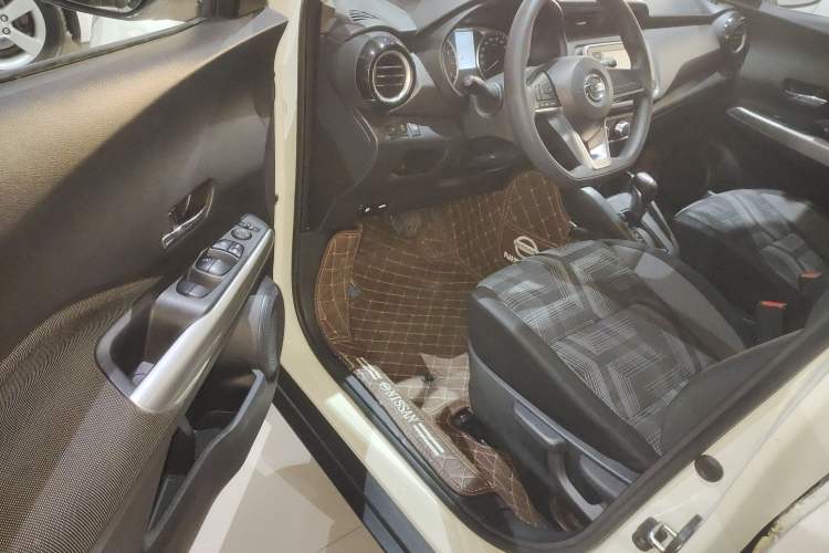 Used Nissan Kicks 2020 1.5L XL CVT Cool Enjoyment Edition
